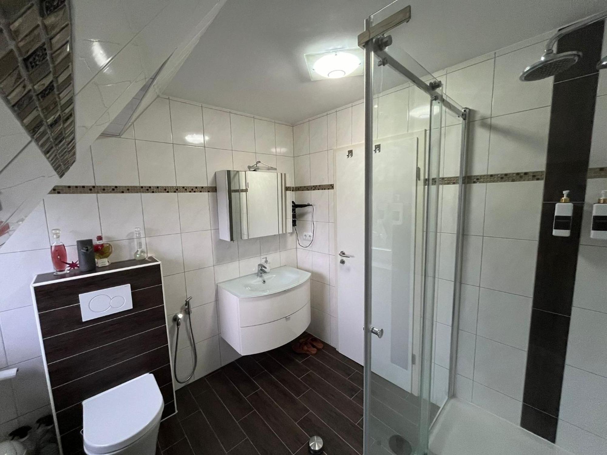 Schickes 110Qm Ferienhaus In Naehe Vw, Messe,Dez Und Orangerie Kassel Zewnętrze zdjęcie